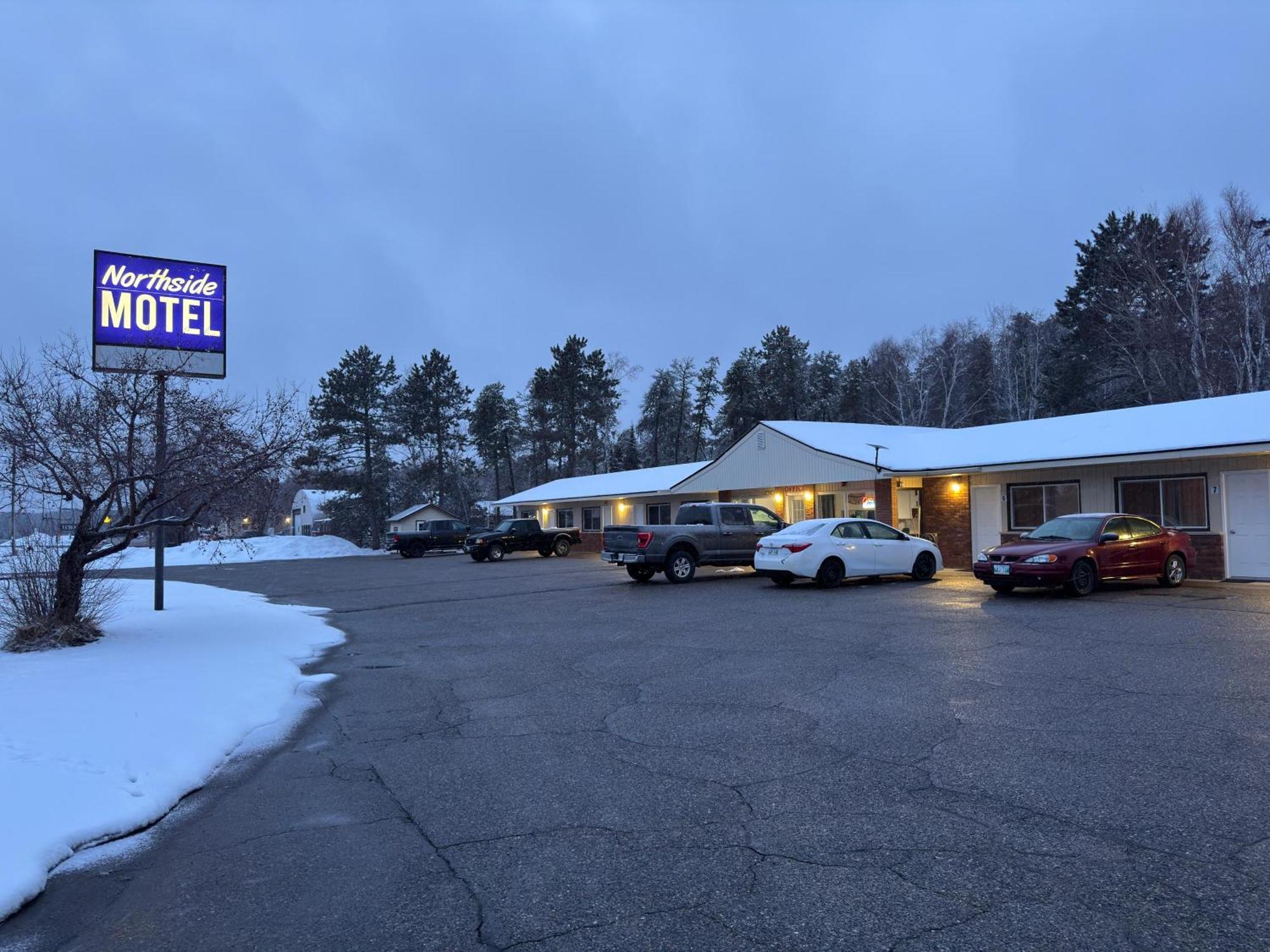 Northside Motel Vermilion Bay Esterno foto